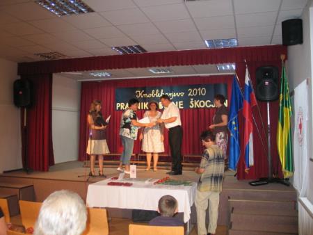 Škocjan poje in igra ter podelitev priznanj krvodajalecm 15